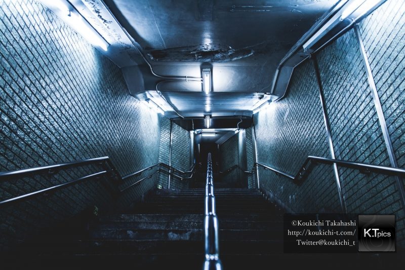 インスタグラムに怪しげな階段写真をアップ!I posted ominous stairs photograph to Instagram