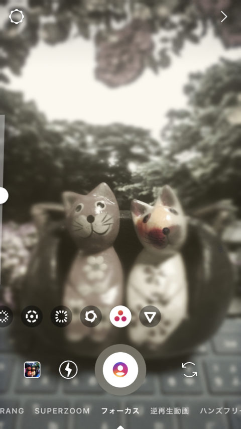 インスタストーリーズ「フォーカス」が表示されない、使えない対策を解説。6種類のぼかしモード(フィルター)、一眼不要？ボケすぎ！クラシック/ティルトシフト/ズーム済み/サークル/ビンテージ/シャープの6種類！Instagramストーリーズ最新機能/アップデート 2019年6月