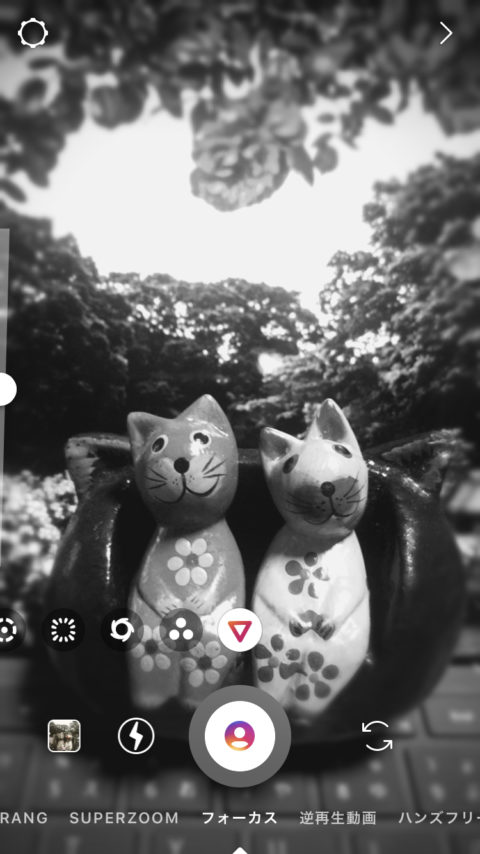 インスタストーリーズ「フォーカス」が表示されない、使えない対策を解説。6種類のぼかしモード(フィルター)、一眼不要？ボケすぎ！クラシック/ティルトシフト/ズーム済み/サークル/ビンテージ/シャープの6種類！Instagramストーリーズ最新機能/アップデート 2019年6月