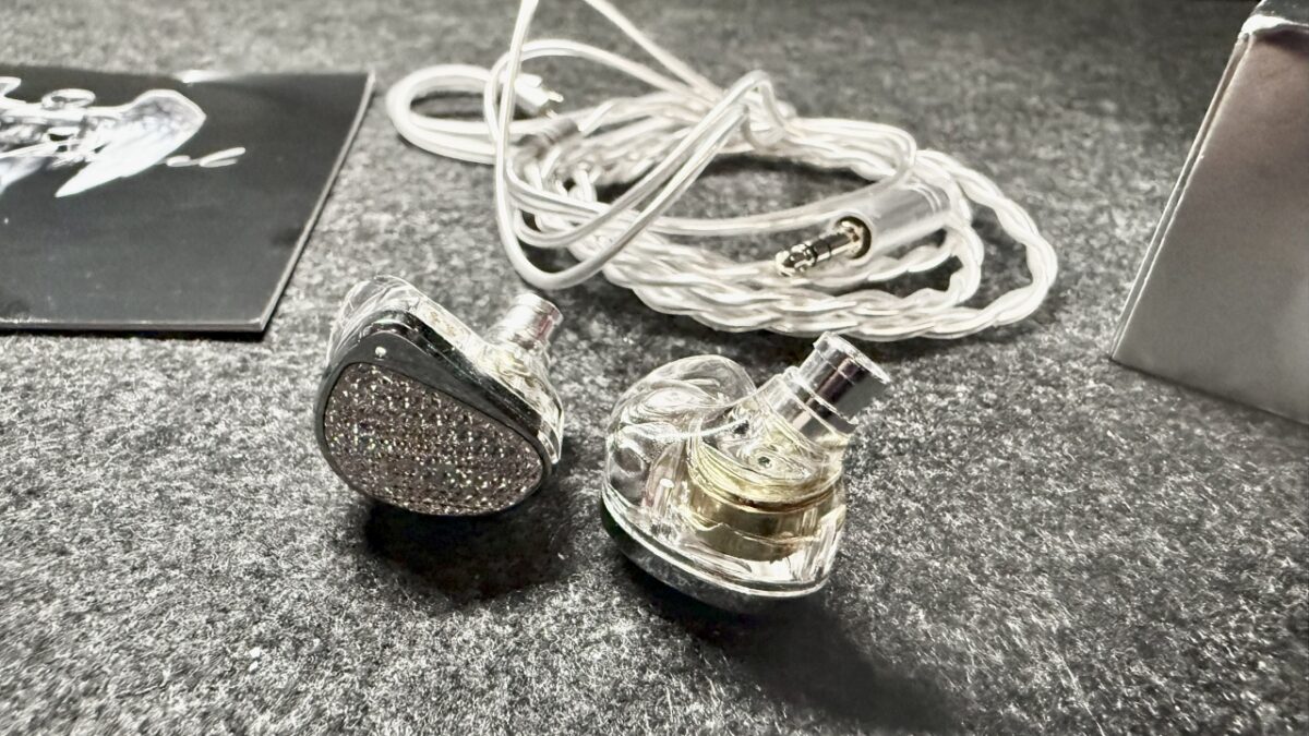 EarAcoustic STA-K新製品イヤホン!発売記念「15%割引きクーポン」複数のプレキャン開催!購入&買わなくても無料GETのチャンス!ガジェット新製品/最新ニュース2025年7月