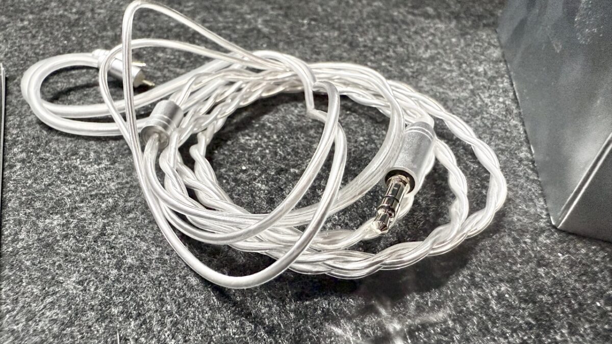 EarAcoustic STA-K新製品イヤホン!発売記念「15%割引きクーポン」複数のプレキャン開催!購入&買わなくても無料GETのチャンス!ガジェット新製品/最新ニュース2025年7月