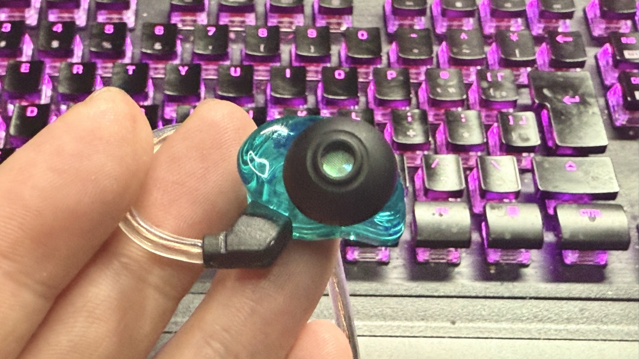 CCZ MC02レビュー！忖度なし：2000円台のゲーミングイヤホンがヤバい！FPS足音/臨場感/迫力のゲーム体験！ 中華イヤホン メリット・デメリットを徹底解説KeepHIFI