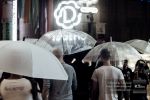 インスタグラムに雨の渋谷センター街の写真をアップ！